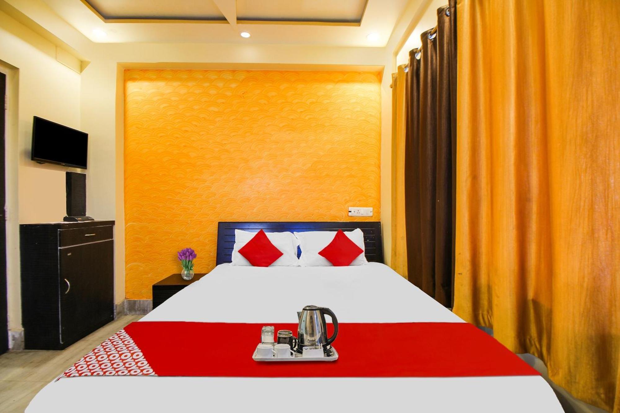 Hotel O Ecopark Guest House Kolkata Exterior photo
